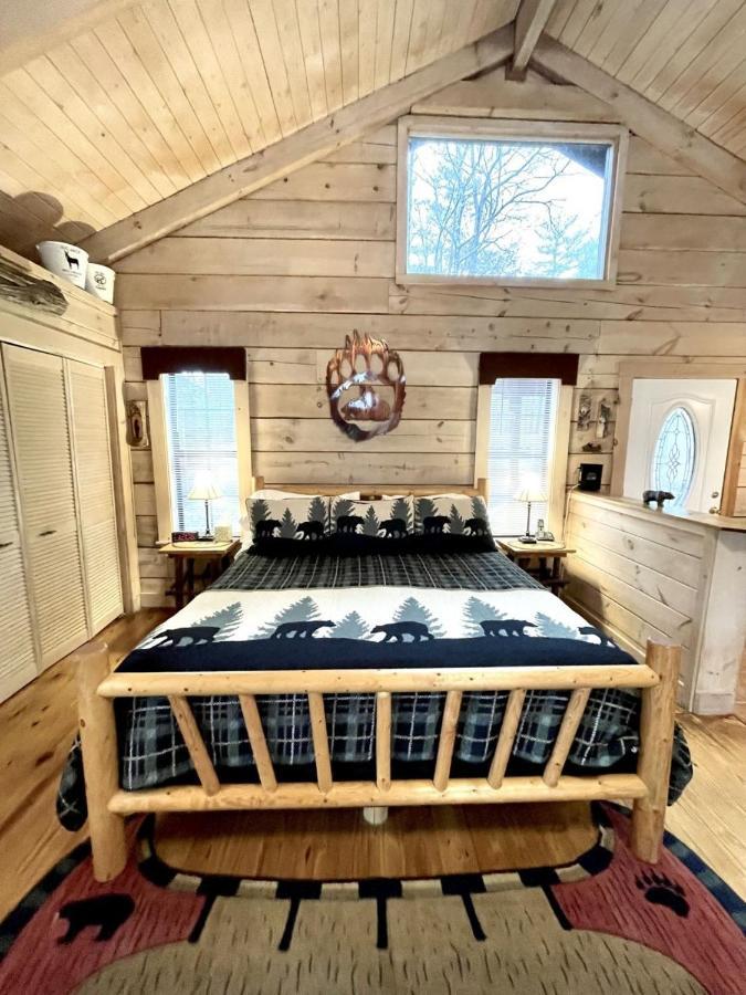 Crazy Bear - Motorcycle Friendly Home With Hot Tub And Grill Tellico Plains Exterior foto